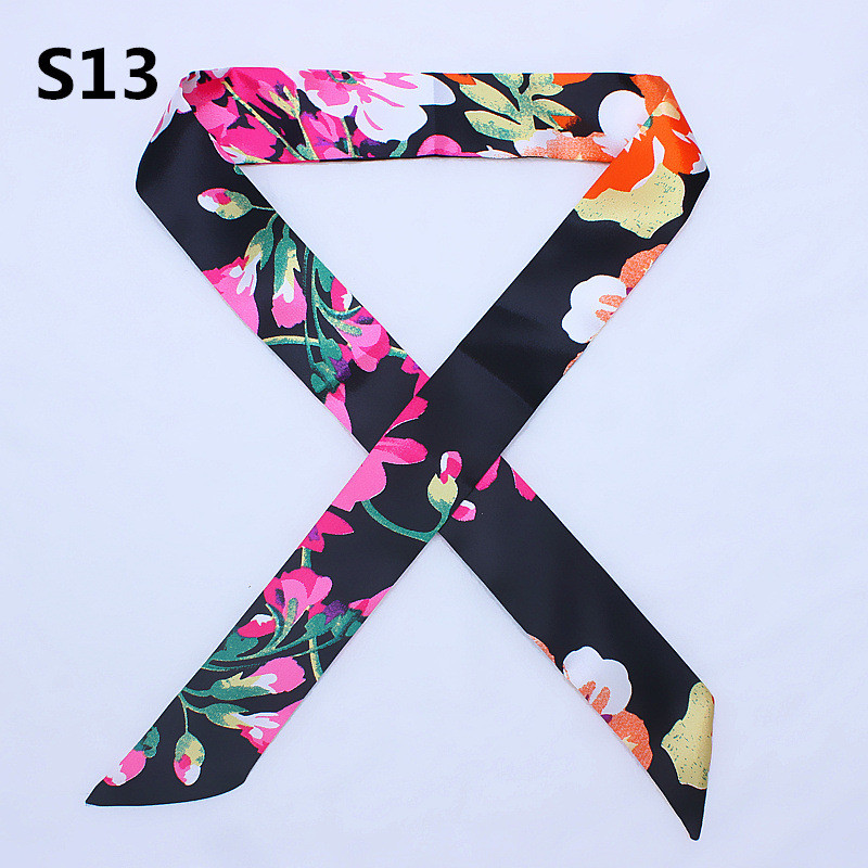 47 couleurs marque Bandana pet - Silk Neck Scarf avis et prix