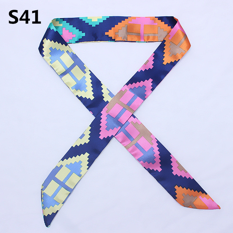 47 couleurs marque Bandana pet - Silk Neck Scarf avis et prix