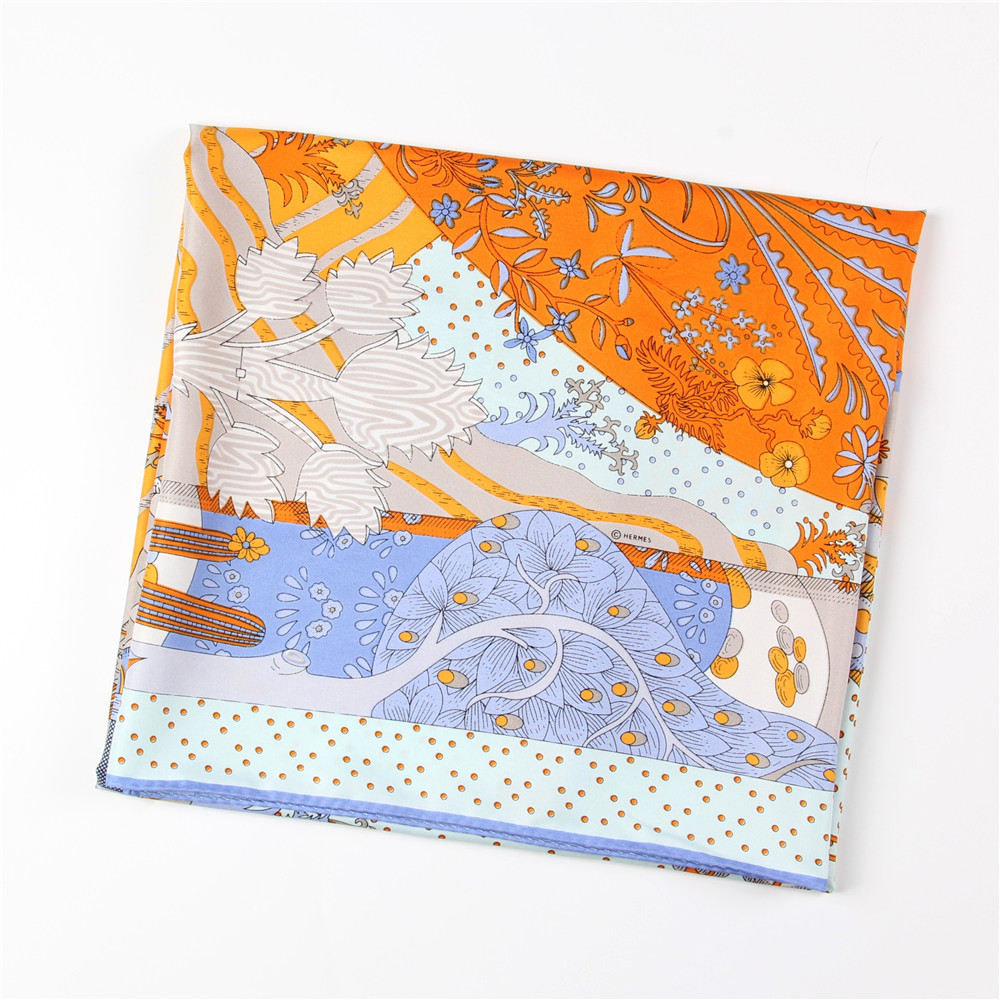 Foulard en soie sergé roulé à  - Silk Neck Scarf avis et prix